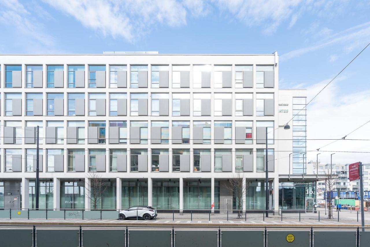 Hiisi Hotel Helsinki Jaetkaesaari Bagian luar foto