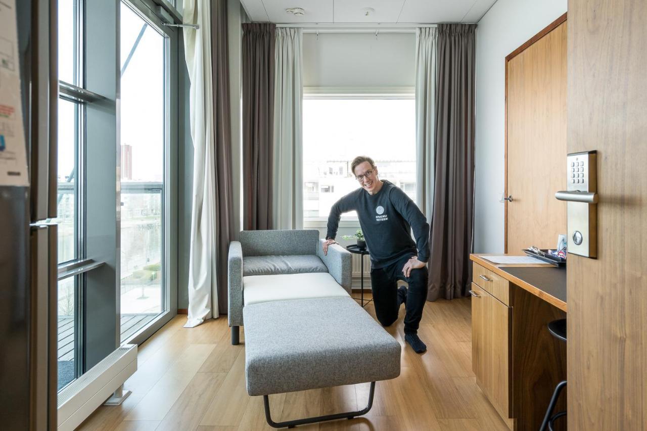Hiisi Hotel Helsinki Jaetkaesaari Bagian luar foto