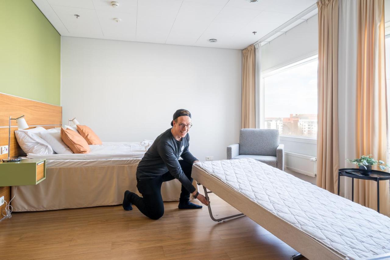 Hiisi Hotel Helsinki Jaetkaesaari Bagian luar foto