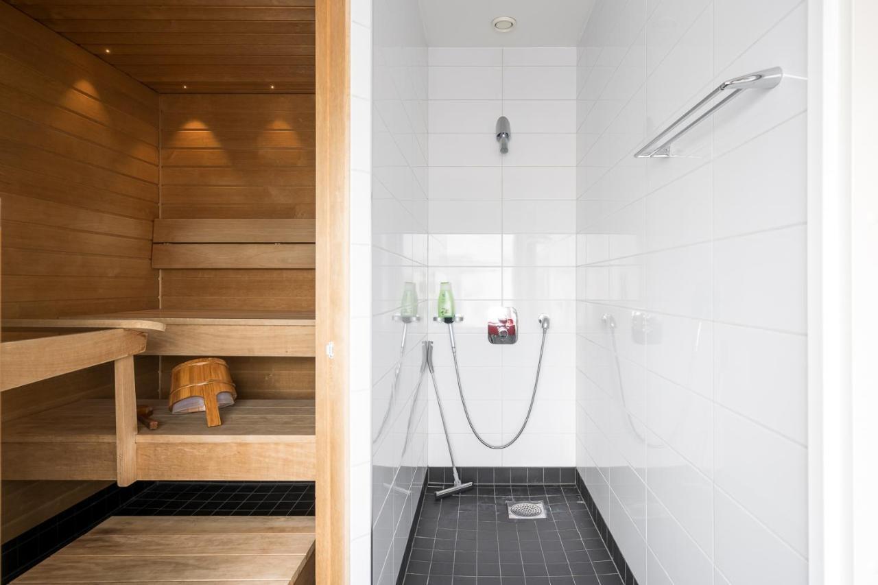 Hiisi Hotel Helsinki Jaetkaesaari Bagian luar foto