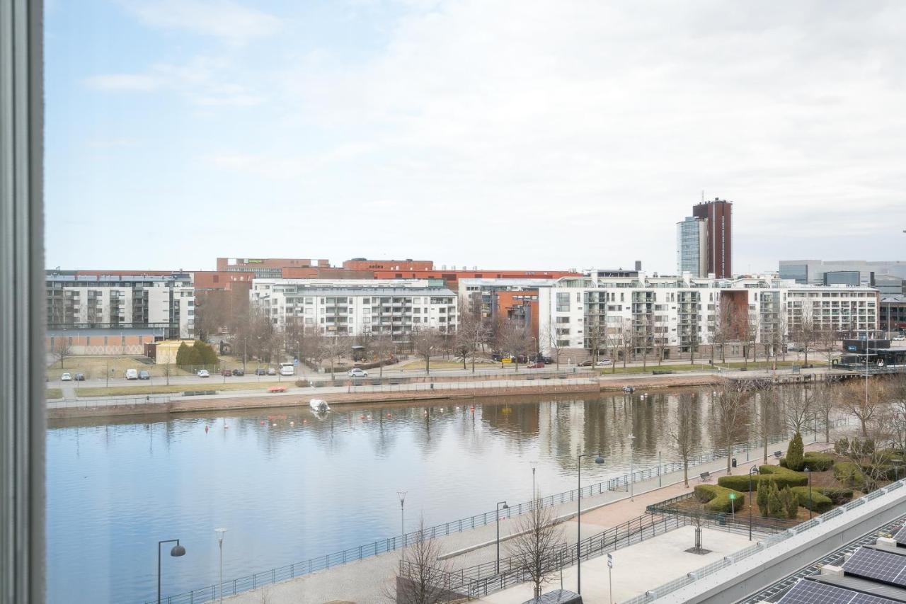 Hiisi Hotel Helsinki Jaetkaesaari Bagian luar foto
